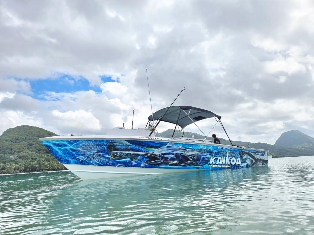 Le Kaikoa sur le lagon de Huahine